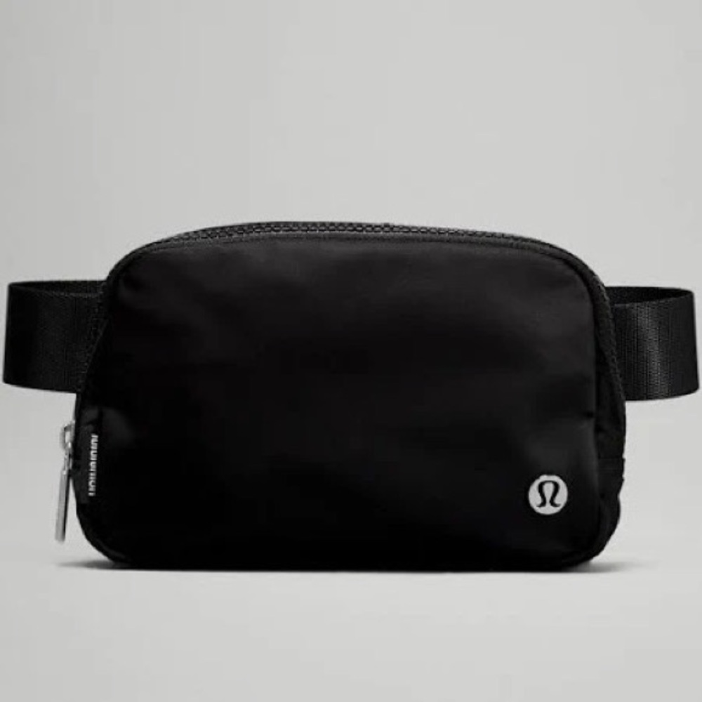 lululemon Everywhere Belt Bag 1L